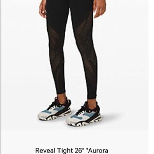 LuLuLemon Reveal Tight 26”